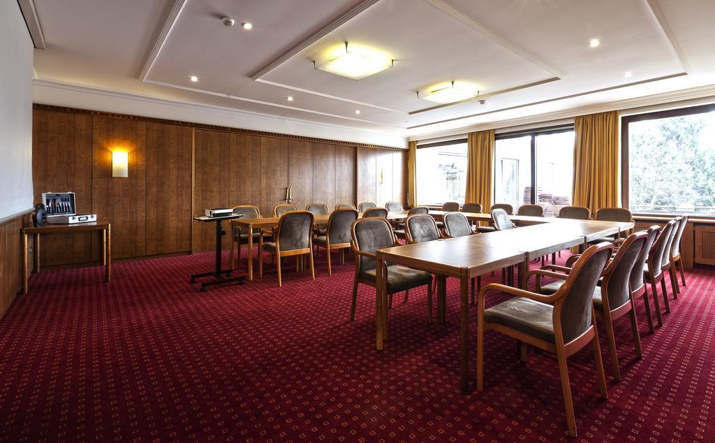 Alpenhotel Altmünster Екстериор снимка